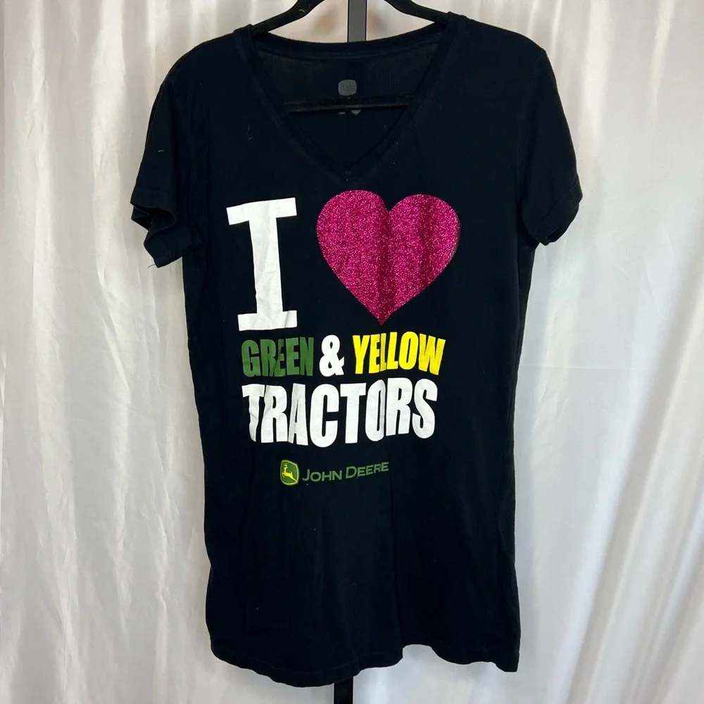 John Deere I Heart Green & Yellow Tractors T-Shirt, size Medium - Picture 1 of 5